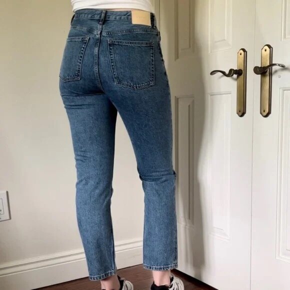 Everlane The Original Cheeky Jean - Picture 2 of 4